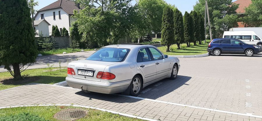 6 литров – и это не расход. Подборка автомобилей с 