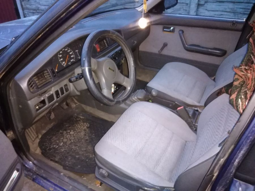 Лишь бы ездил. Подборка дешевых автомобилей до 500 долларов