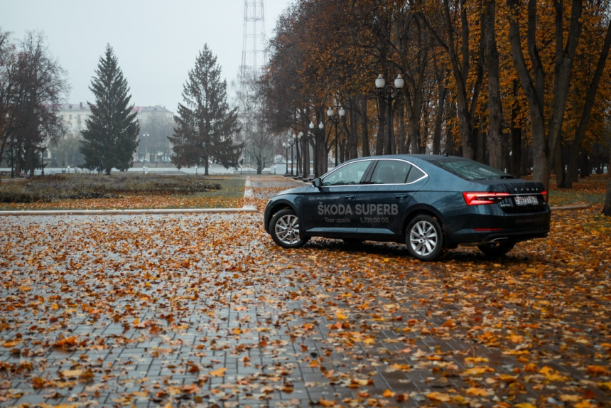 Билет в бизнес-класс. Тест-драйв обновленной Skoda Superb 