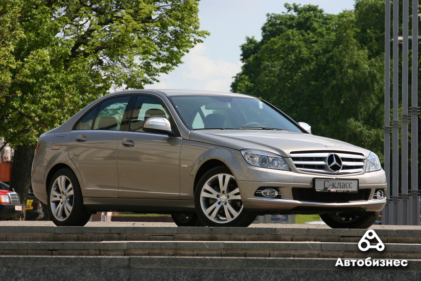 Надежен, за исключением некоторых важных узлов. Что надо знать о покупке Mercedes W204
