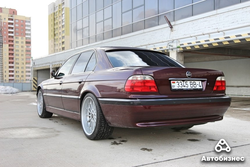 Купил за 7000, вложил 25.000 долларов. История любви к BMW E38