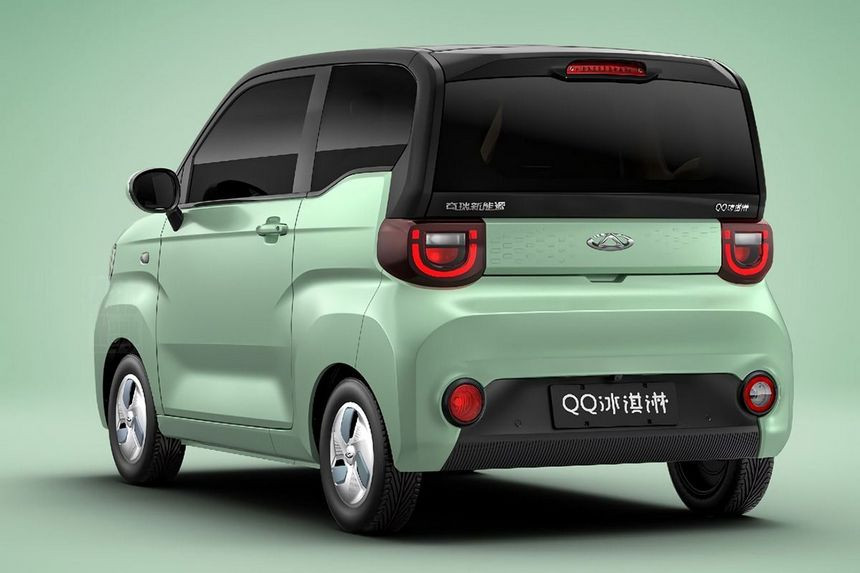 Geely Atlas с X-фейсом, новые 