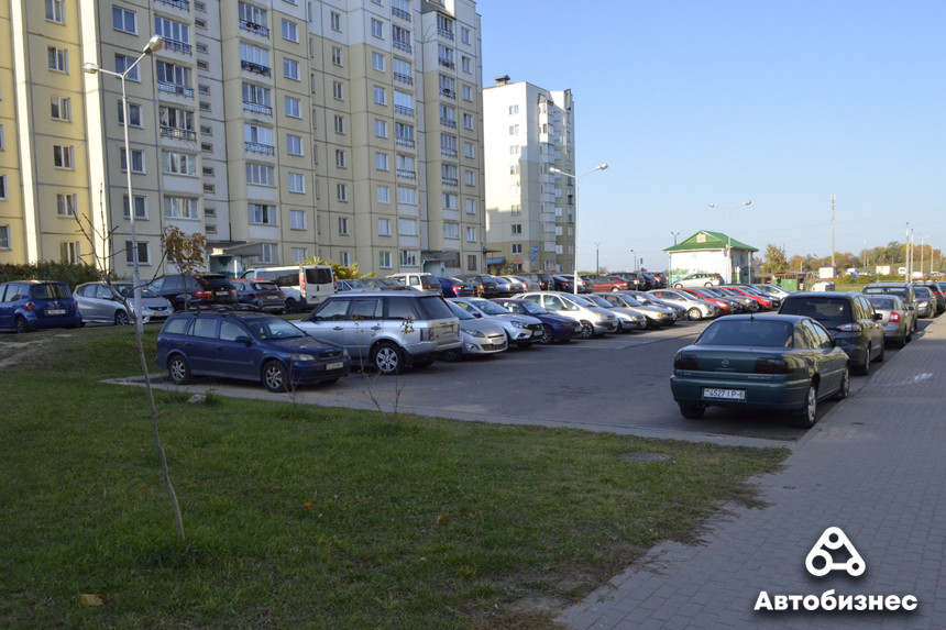Недоброе утро: посмотрели, что происходит возле школ в начале учебного дня