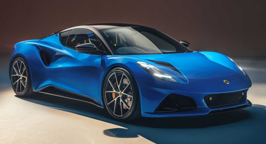 Последний клиентский Lotus Elise достался девушке, в честь которой был назван