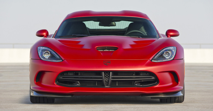 Минимум электроники, максимум опасности. 30 лет легендарному Dodge Viper