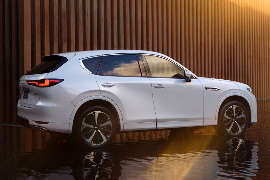 Mazda представила кроссовер CX-60 с мощным 6-цилиндровым дизелем