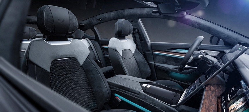 Китай на проводе. Какие модели Geely (и не только) дебютировали этой весной
