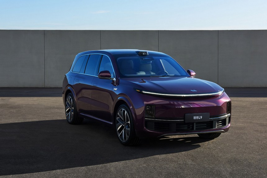Китай на проводе. Какие модели Geely (и не только) дебютировали этой весной