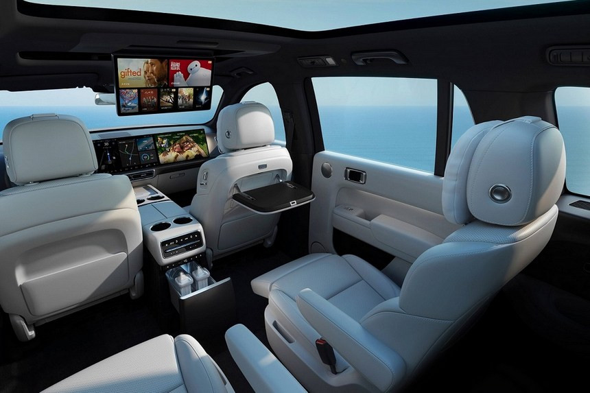 Китай на проводе. Какие модели Geely (и не только) дебютировали этой весной