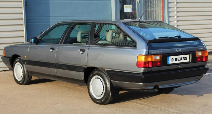 32-летний универсал Audi 100 Avant 2.0 E в идеальном состоянии из пресс-парка выставлен на продажу