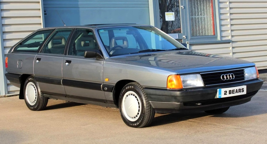 32-летний универсал Audi 100 Avant 2.0 E в идеальном состоянии из пресс-парка выставлен на продажу