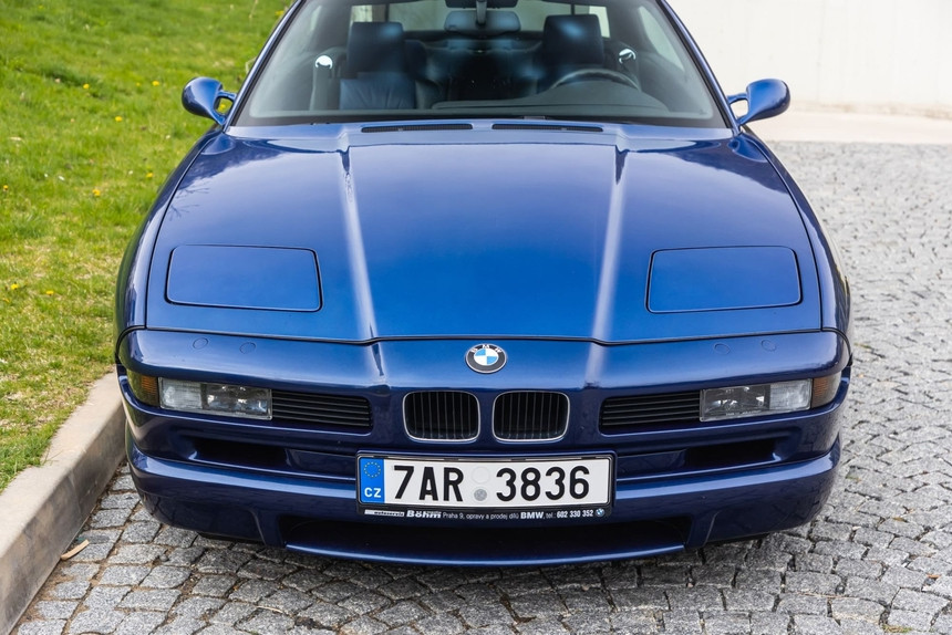 Редкое купе BMW 850Ci с интересной комплектацией выставлено на продажу