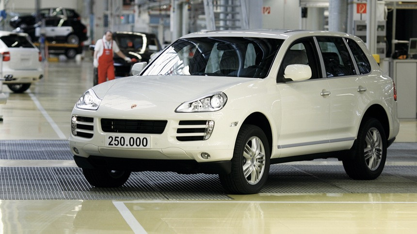 Он спас Porsche. Вспоминаем, как Cayenne превратился в золотую жилу
