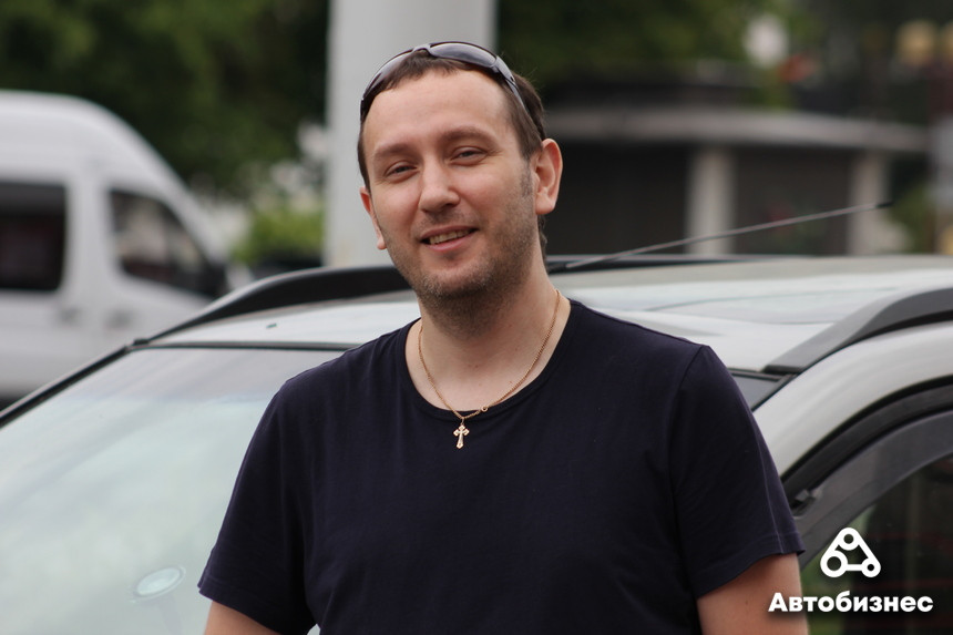 Расписывал автобус для БАТЭ, создавал 