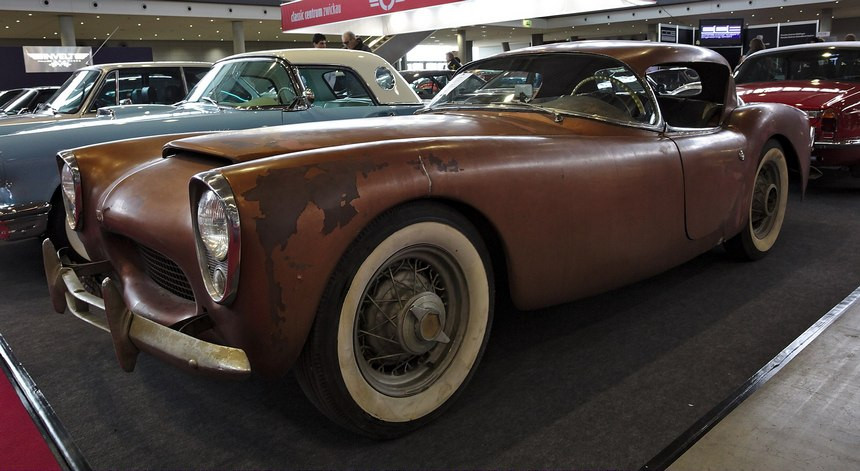 Американский Jaguar. История мелкосерийного спорткара, который можно собрать за 14 часов