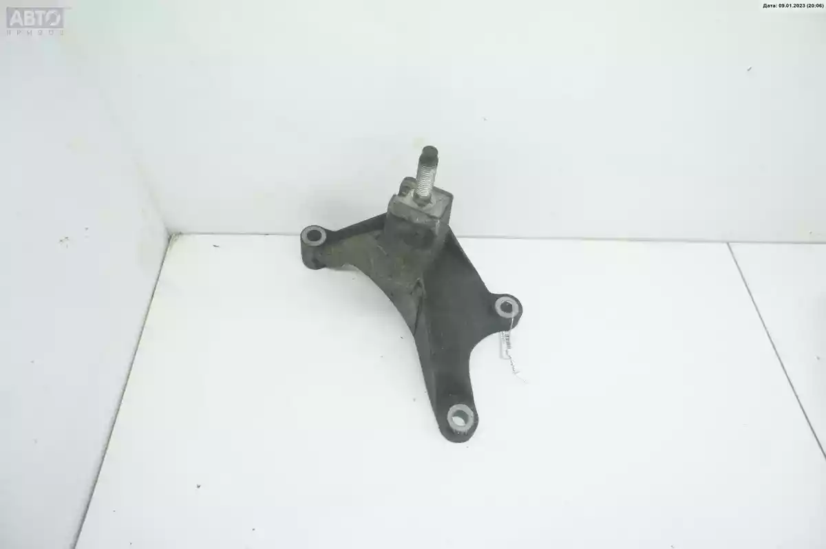 Кронштейн КПП к Ford Transit Connect 2003