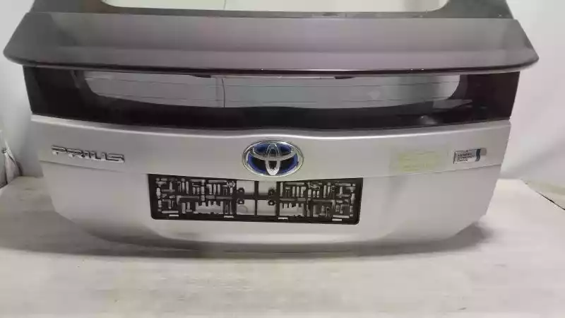 Крышка багажника к Toyota Prius 2011