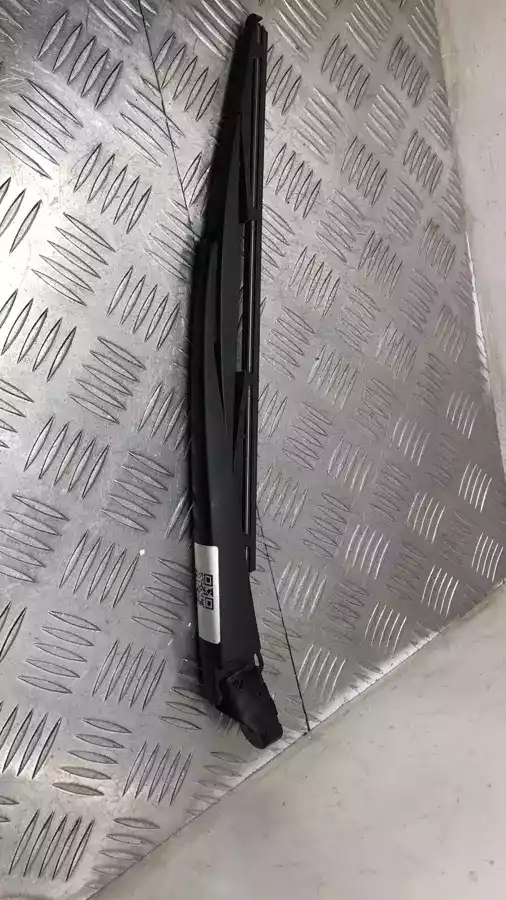 Щеткодержатель к BMW X5 2015