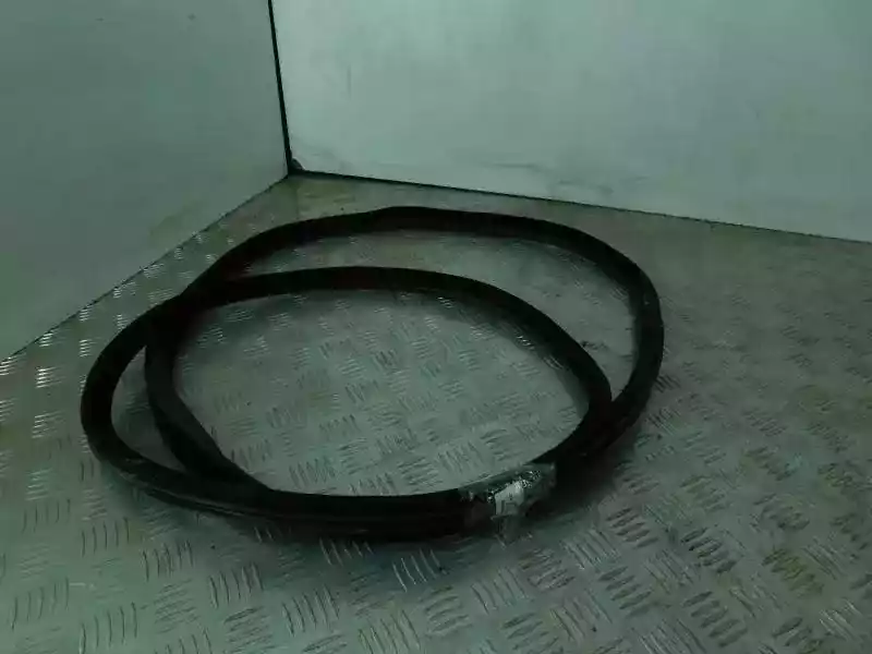 Уплотнитель к BMW  2009