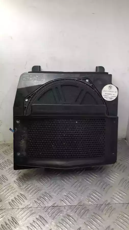 Сабвуфер к BMW X3 2007