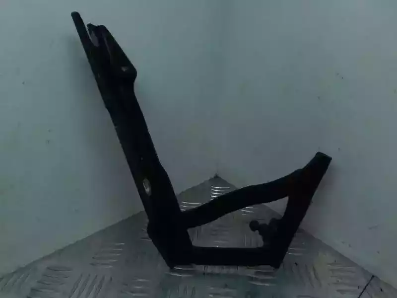 Петли к BMW  2006