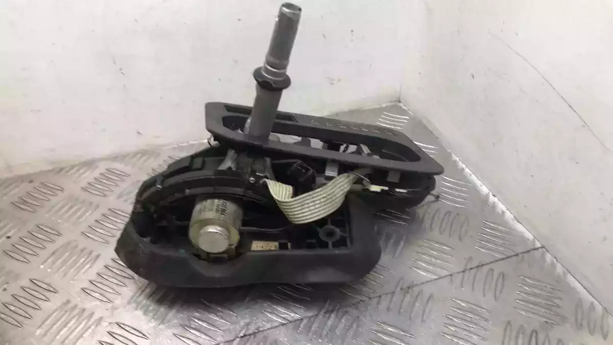 Помпа к BMW 7 series 2000