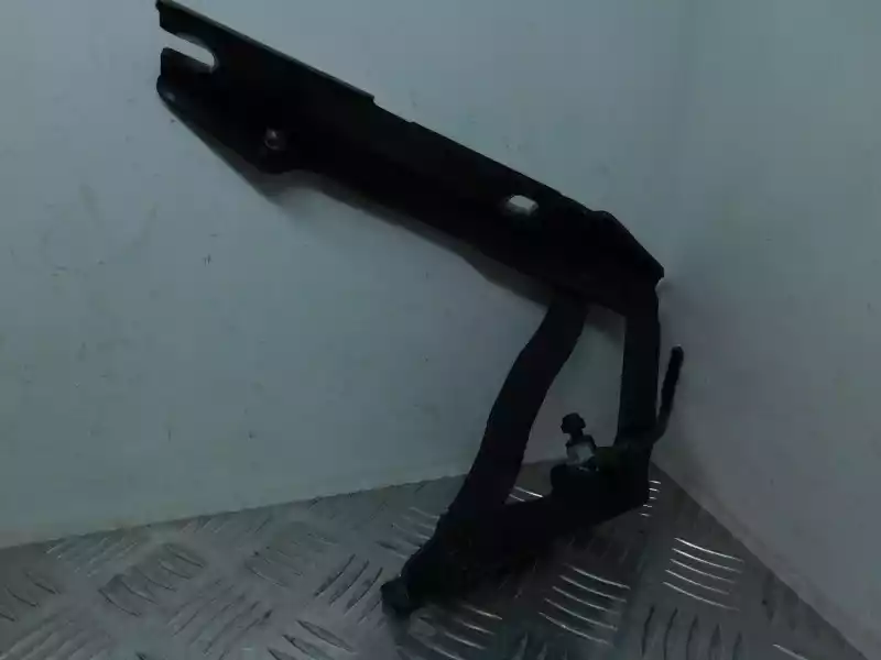 Петли к BMW  2006