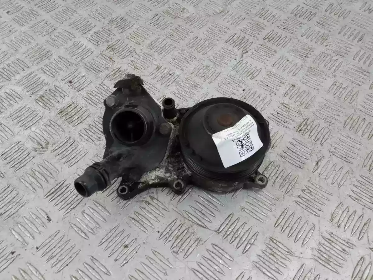Помпа к BMW  2012