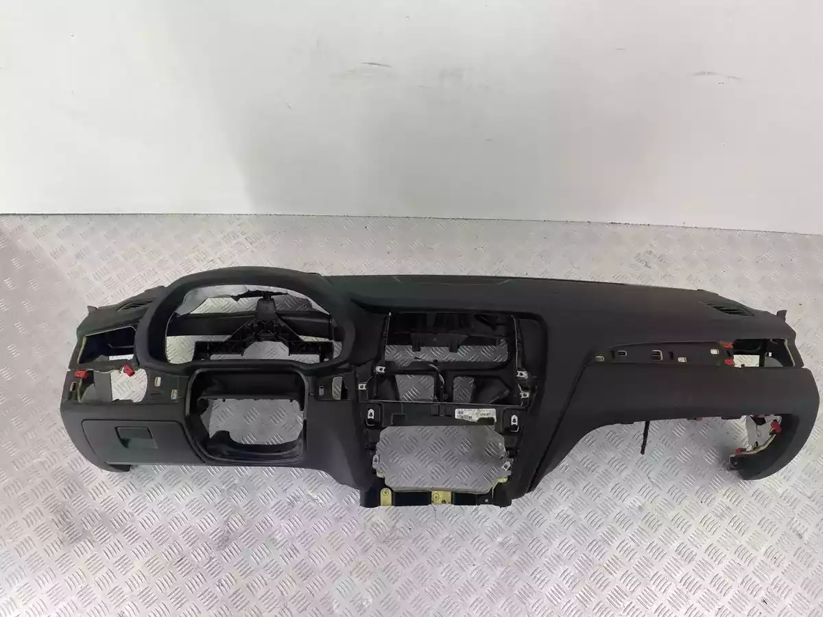 Панель передняя салона (торпедо) к BMW X4 2014