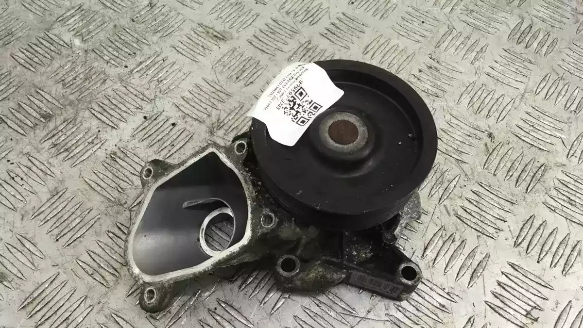Помпа к BMW 3 series 2006