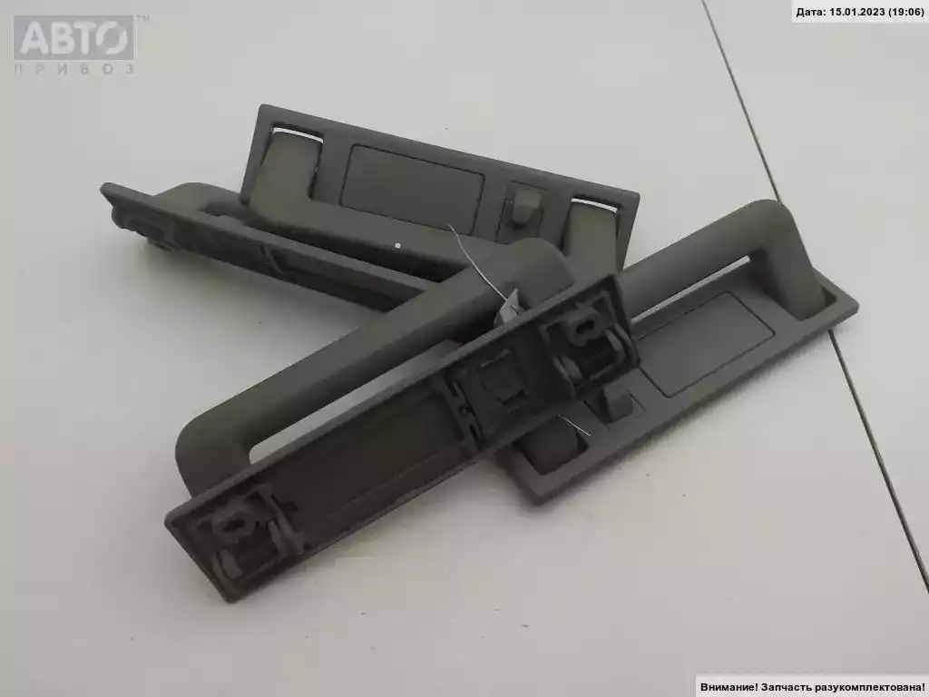 Ручка потолочная к Audi A6 1996