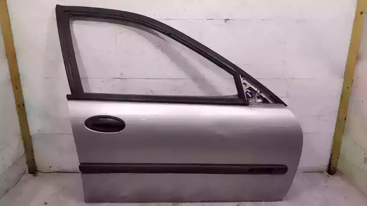 Динамик к Renault Laguna 2000