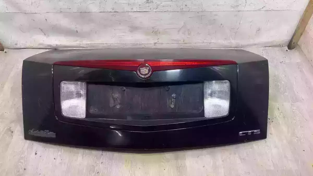 Стоп-сигнал к Cadillac CTS 2005