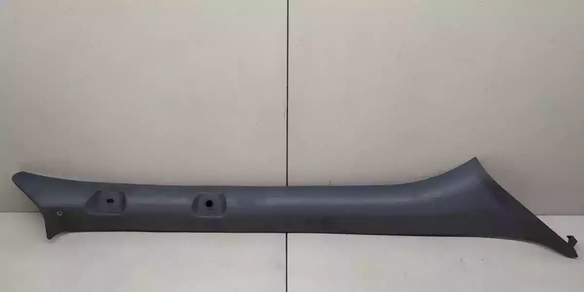 Пластик к Nissan Serena 1997