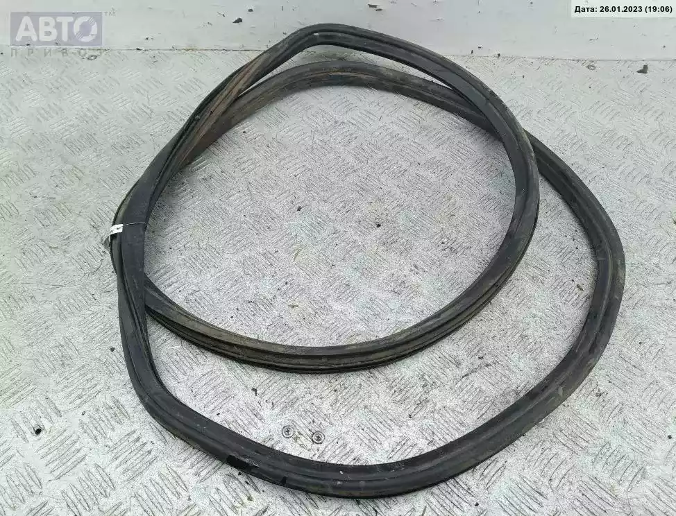 Уплотнитель к Volkswagen Polo 1998