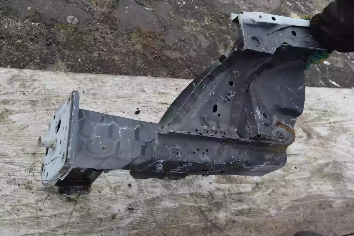 Лонжерон правый к Volvo S80 2007