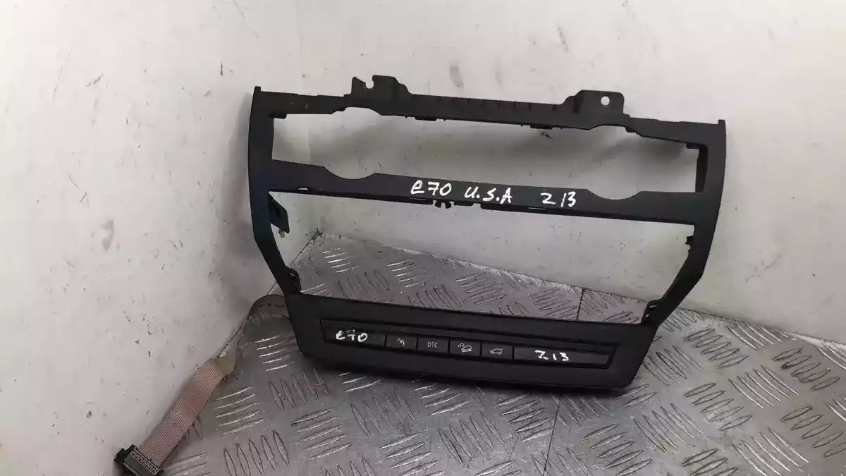 Блок кнопок к BMW X5 2007