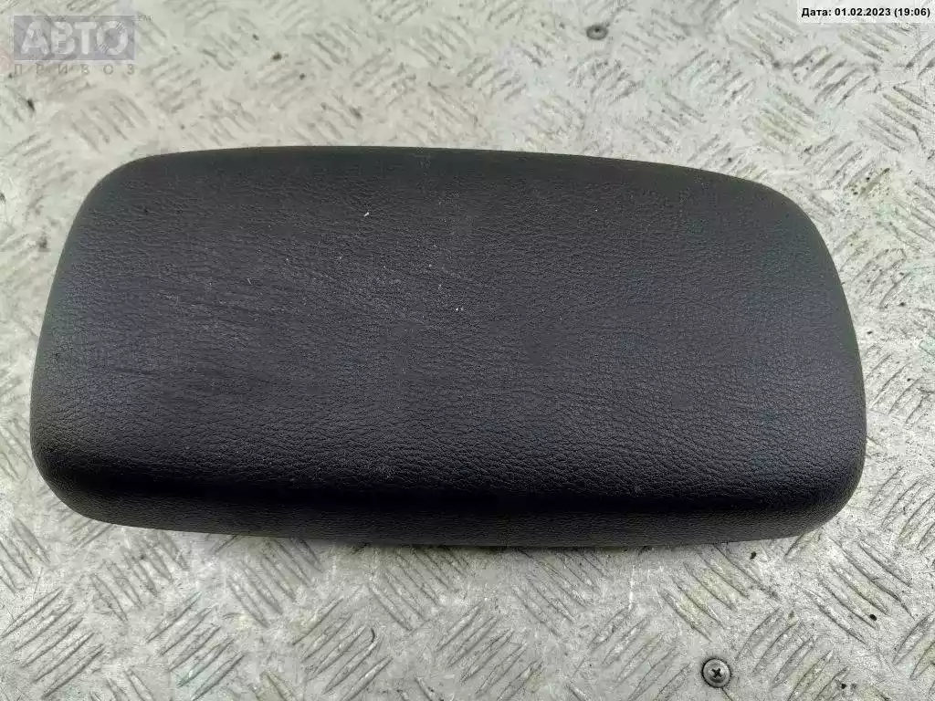 Подлокотник к Mazda 6 2006