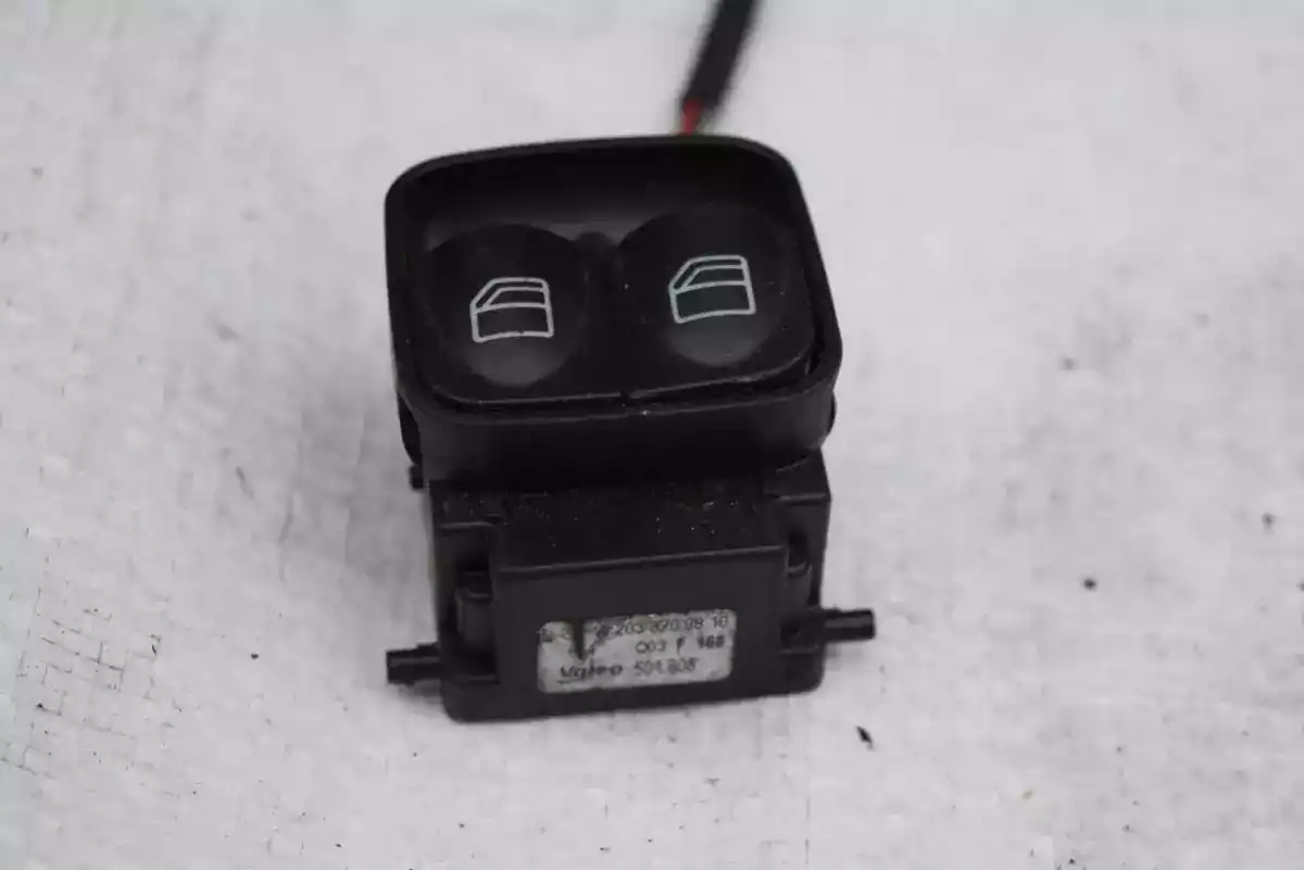Блок управления стеклоподъемниками  к Mercedes-Benz CLC-klasse 2009