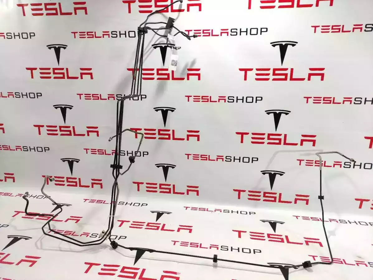 Шланг тормозной к Tesla Model S 2018