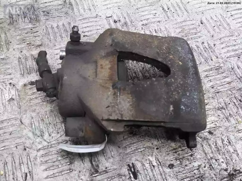 Суппорт к Volkswagen Fox 2005