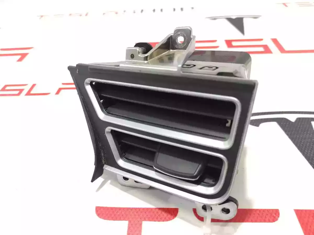 Воздуховод к Tesla Model S 2015