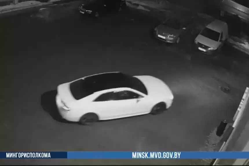 Случай на СТО в Минске: один приятель угнал Audi, взятую в ремонт, а второй разбил