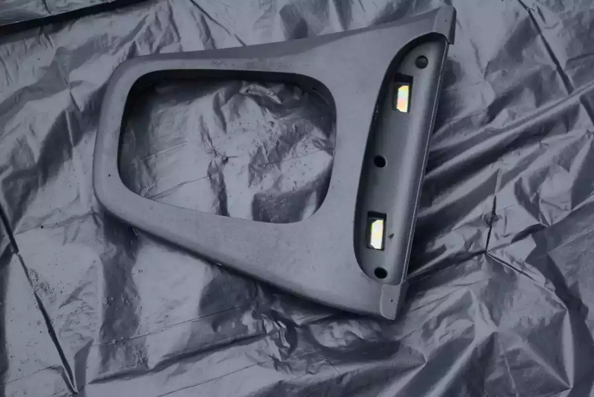 Рамка (накладка) рычага кпп к Volvo S80 2002