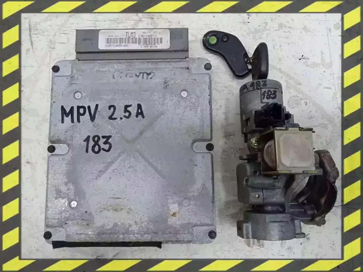 Блок управления двигателем к Mazda MPV 1999