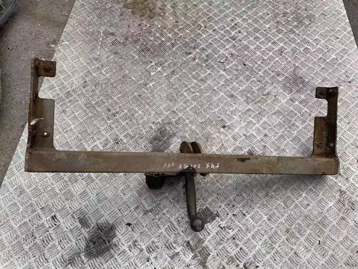 Прицепное устройство (фаркоп) к Mitsubishi Galant 1996