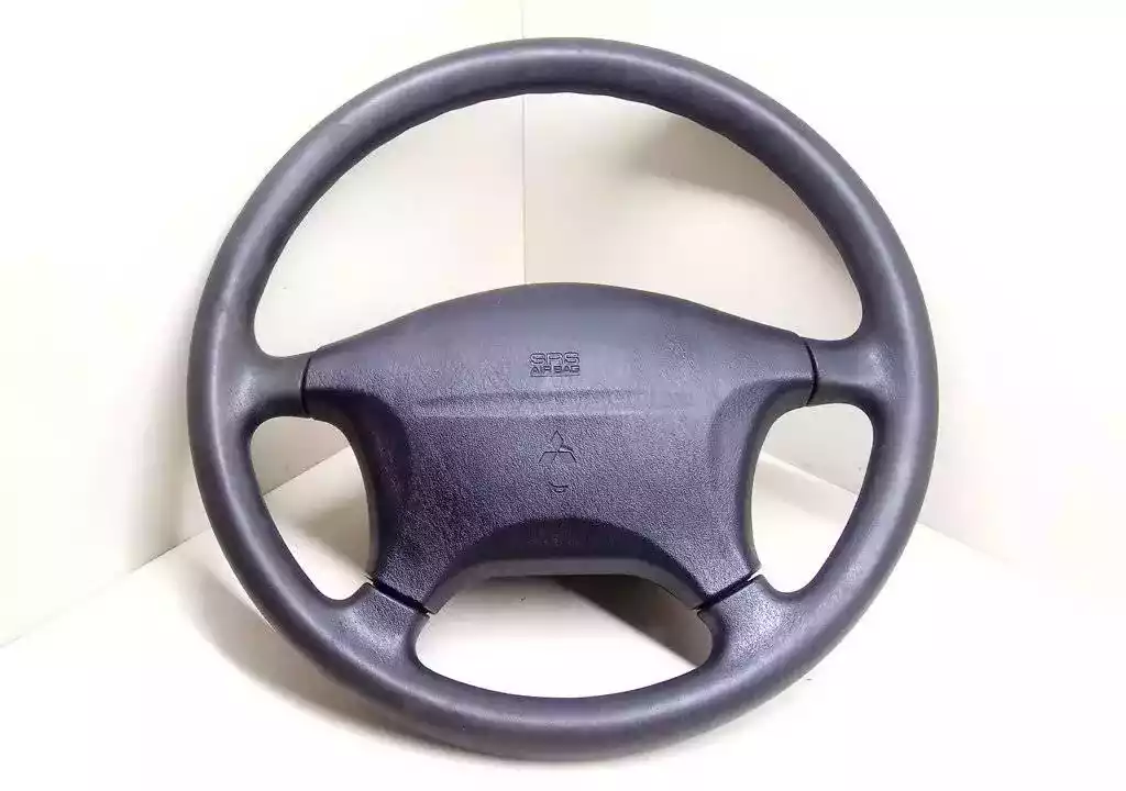 Руль к Mitsubishi Carisma 1998