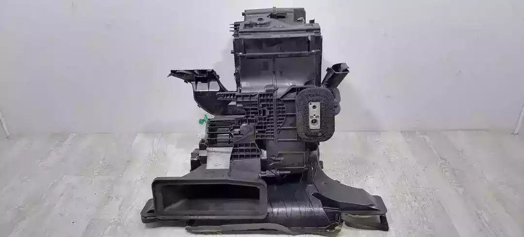 Корпус отопителя (печки) к Renault Modus 2004
