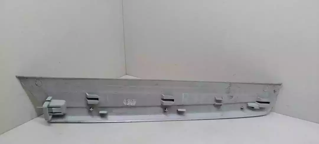 Пластик к Citroen C4 Picasso 2008