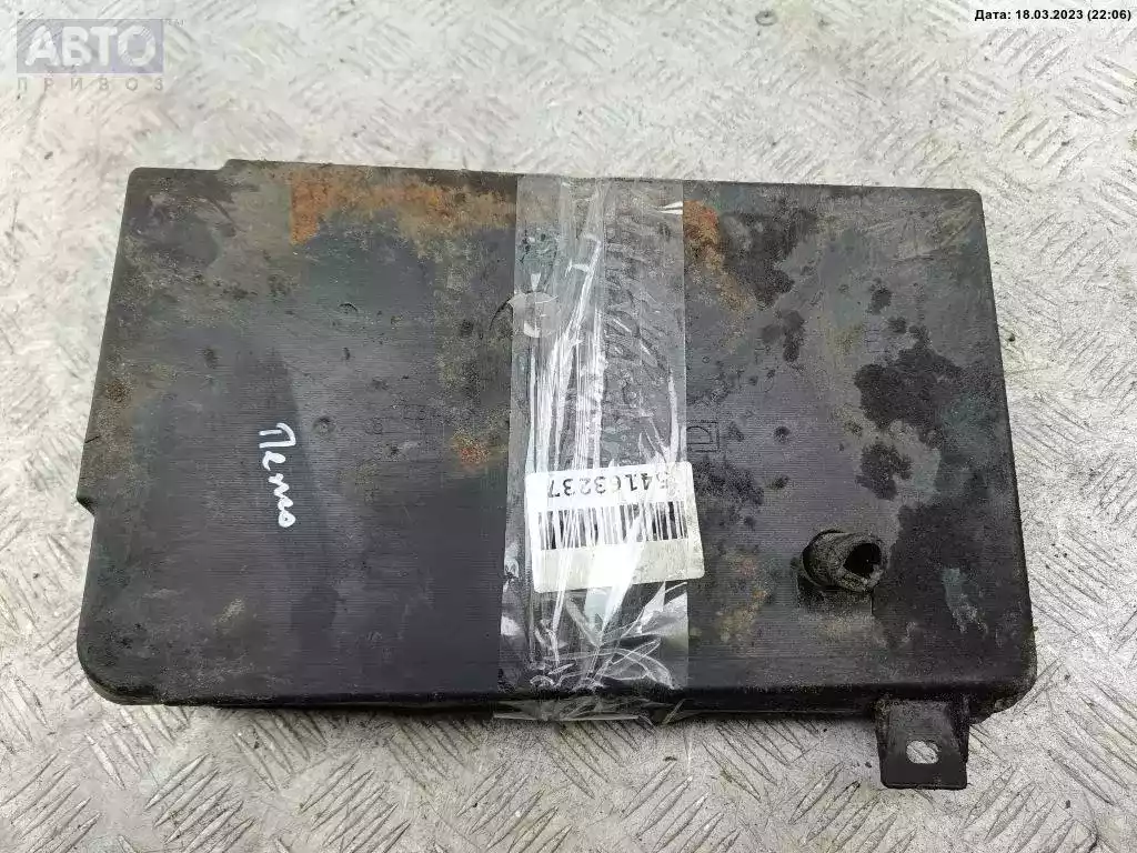 Крепление аккумулятора к Peugeot 4007 2007